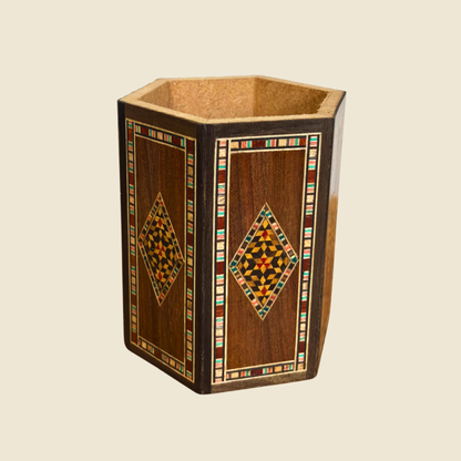 Porta Lápices Damasquino en Madera por Gaby Al Dayeh – Maderas Naturales & Elegancia Artesanal