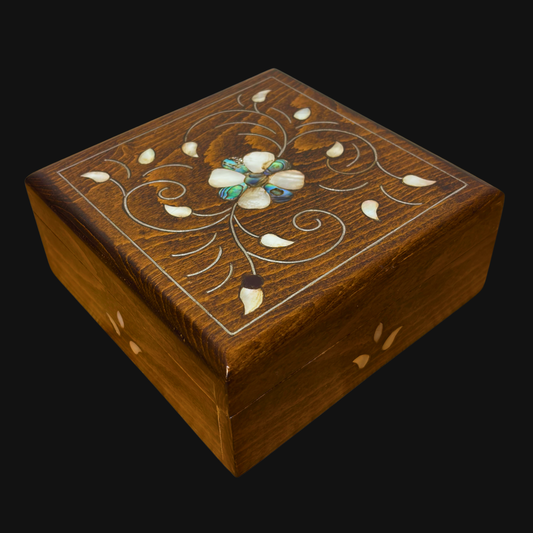 Scatola Damaschina Artigianale di Lusso – Madreperla & Velluto