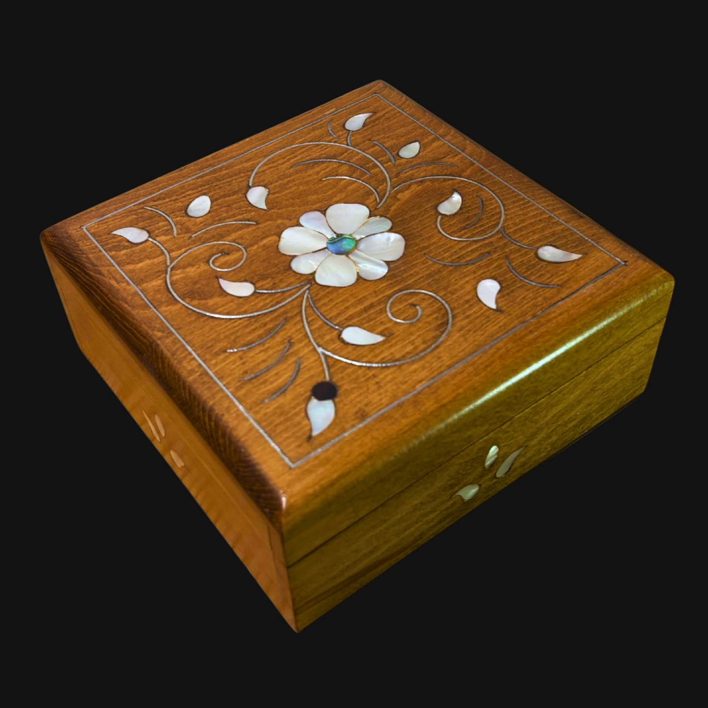 Handcrafted Damascene Luxury Box – Mother of Pearl & Velvet Elegance